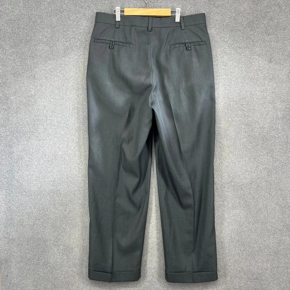 Perry Ellis Portfolio Men's Grey Pleated Dress Pants Size 33x30 Polyester Rayon‎